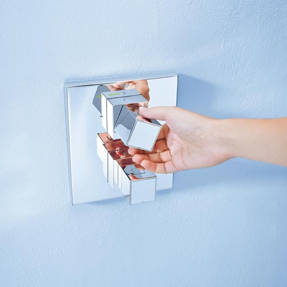 Душевая система скрытого монтажа с термостатом Grohe Grohtherm Cube 34868000