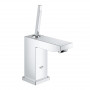 Хромированный смеситель для раковины GROHE Eurocube Joy 23656000